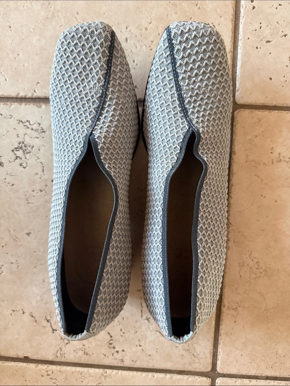 Woven Knit Slip-On Flats in Light Gray